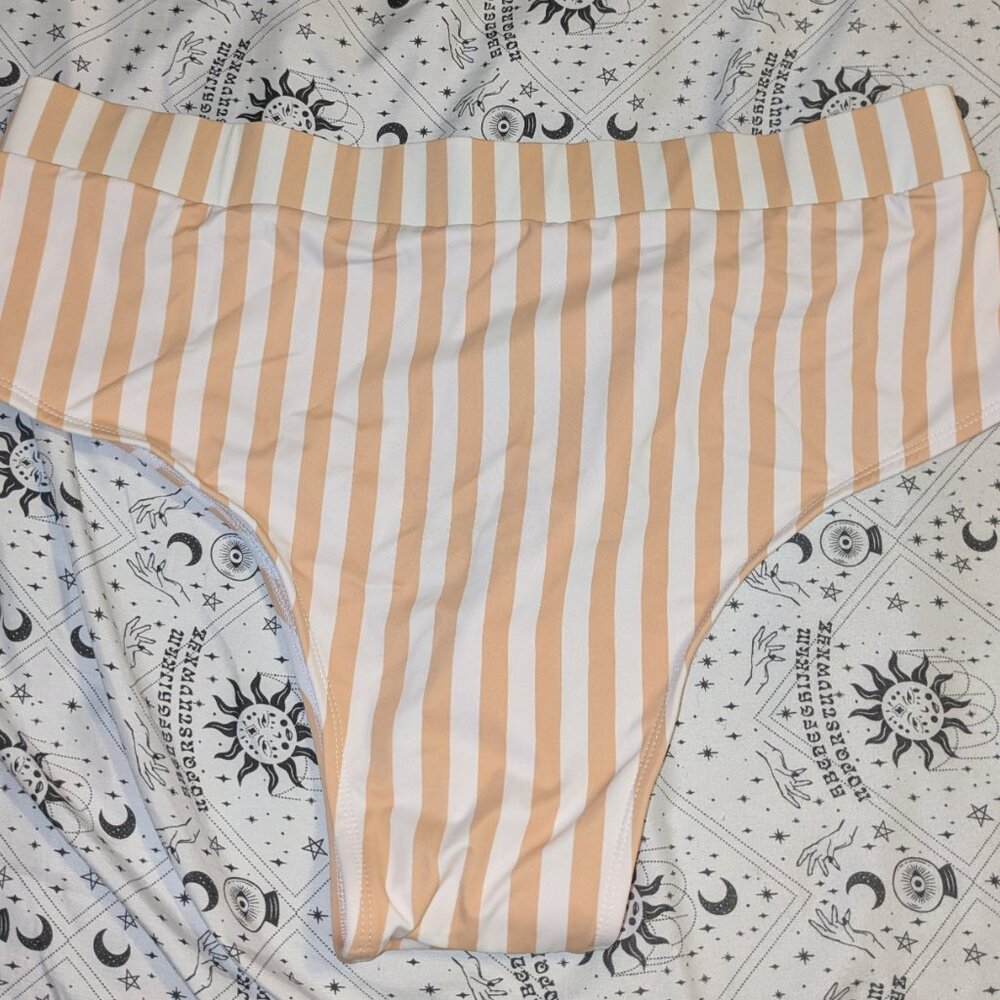 Alpine Butterfly cheeky bottoms size 3x - Picture 2 of 3